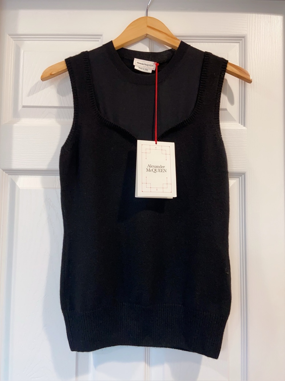 NWT $990 Alexander McQueen Black Illusion Knit Sleeveless Sweater Vest Top